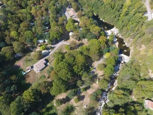 Campsite Les Rives De L'Ardeche Hotel Mayres
